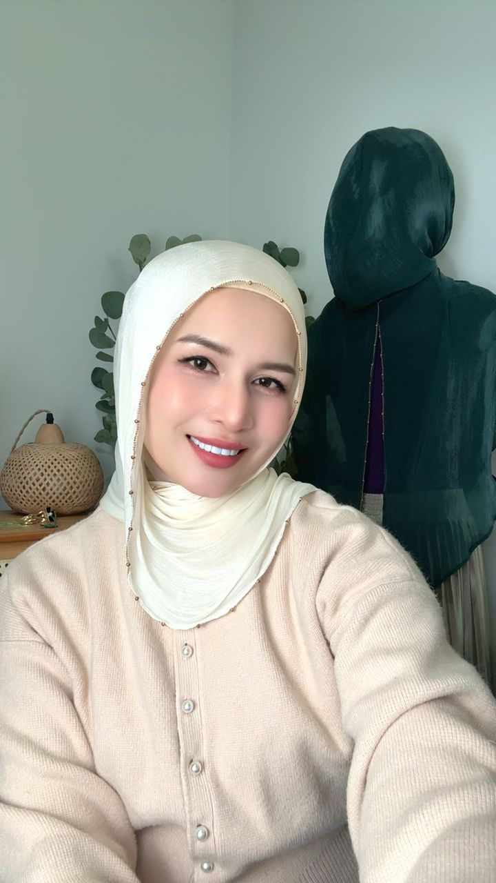 Shawl Hoodie Shimmer Beaded